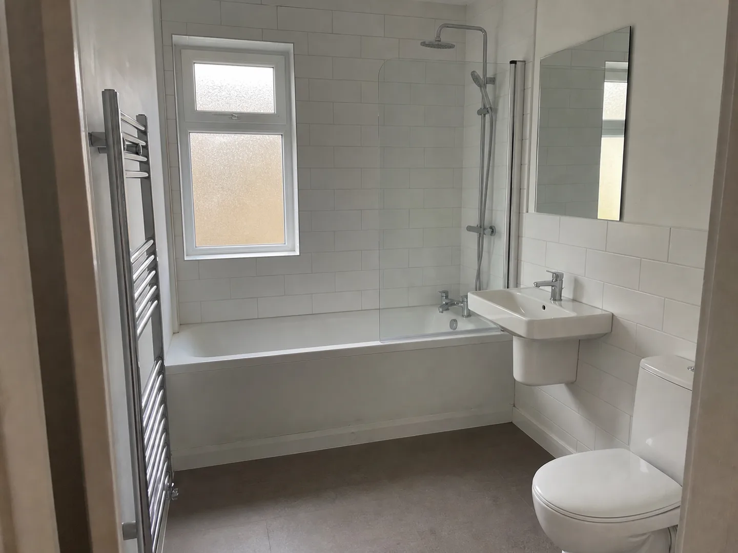 Affordable end of tenancy cleaning in Clapham.